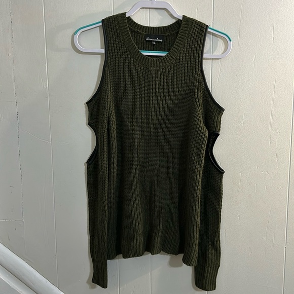 Alison Andrews Cold Shoulder Knit Sweater- Army Green, Black Pleather Size S/M - Picture 1 of 10